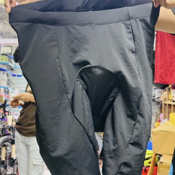 Cycling padded shorts