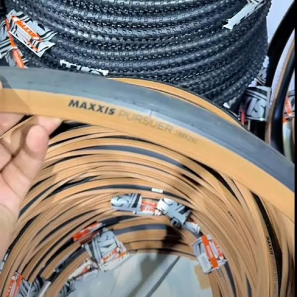 Maxxis Pursuer 700*28C tyre
